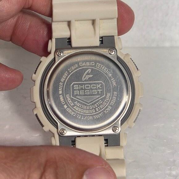 Casio G Shock NWOT condition Matte white - Picture 4 of 11